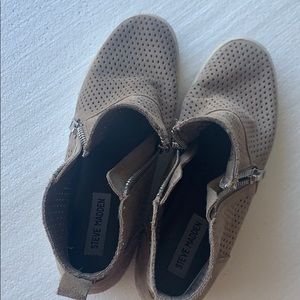 Steve Madden Taupe Wedge Sneakers